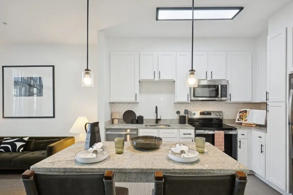 arrive-union-wharf-apartment-homes-for-rent-baltimore-md-21231-kitchen