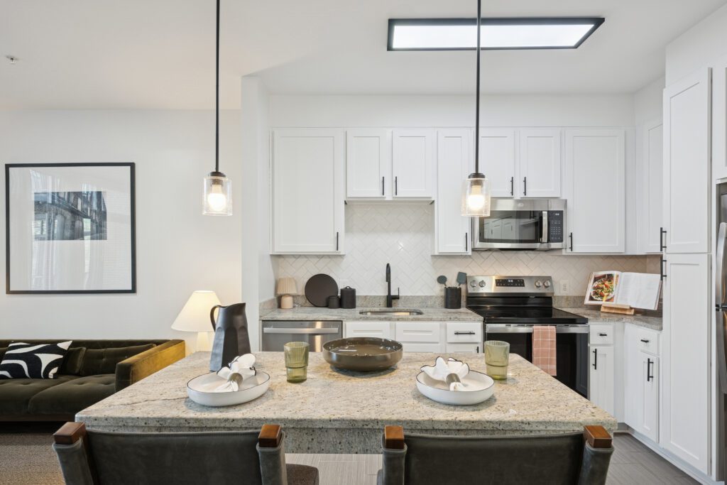 arrive-union-wharf-apartment-homes-for-rent-baltimore-md-21231-kitchen